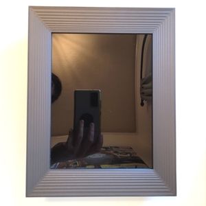 Aura Digital Frame